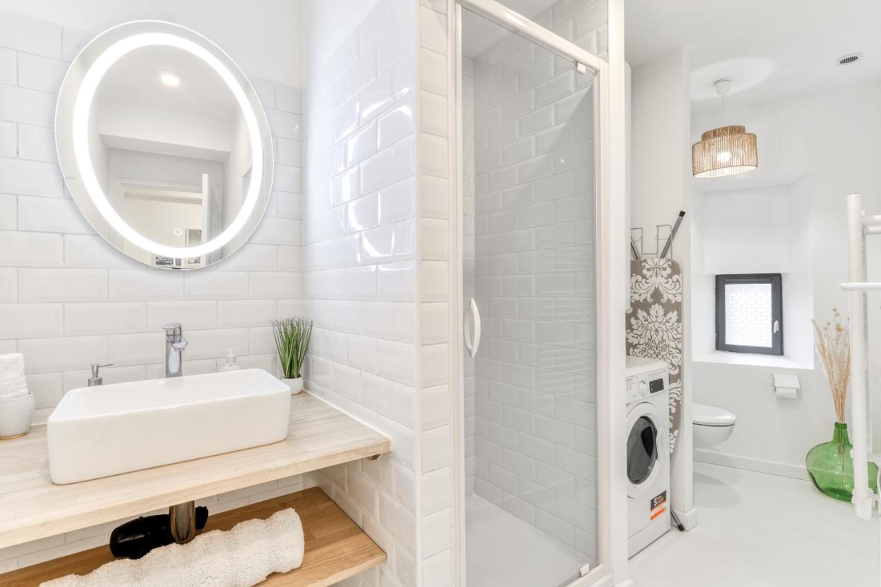 Les Gites De Laure - L'Or Blanc, Appartement Avec Vue Sur Le Chateau, Climatisation, Netflix, A 160 M De La Cite Medievale Carcassonne Eksteriør bilde